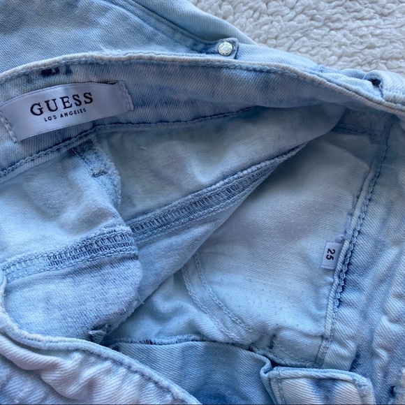 Guess High waisted shorts - Picture 3 of 3